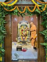 Jalabhisheka and Shodashopachar Puja by HH Swamiji at Shri Shivakrishna Mandir, Hubballi (26 Feb 2025)